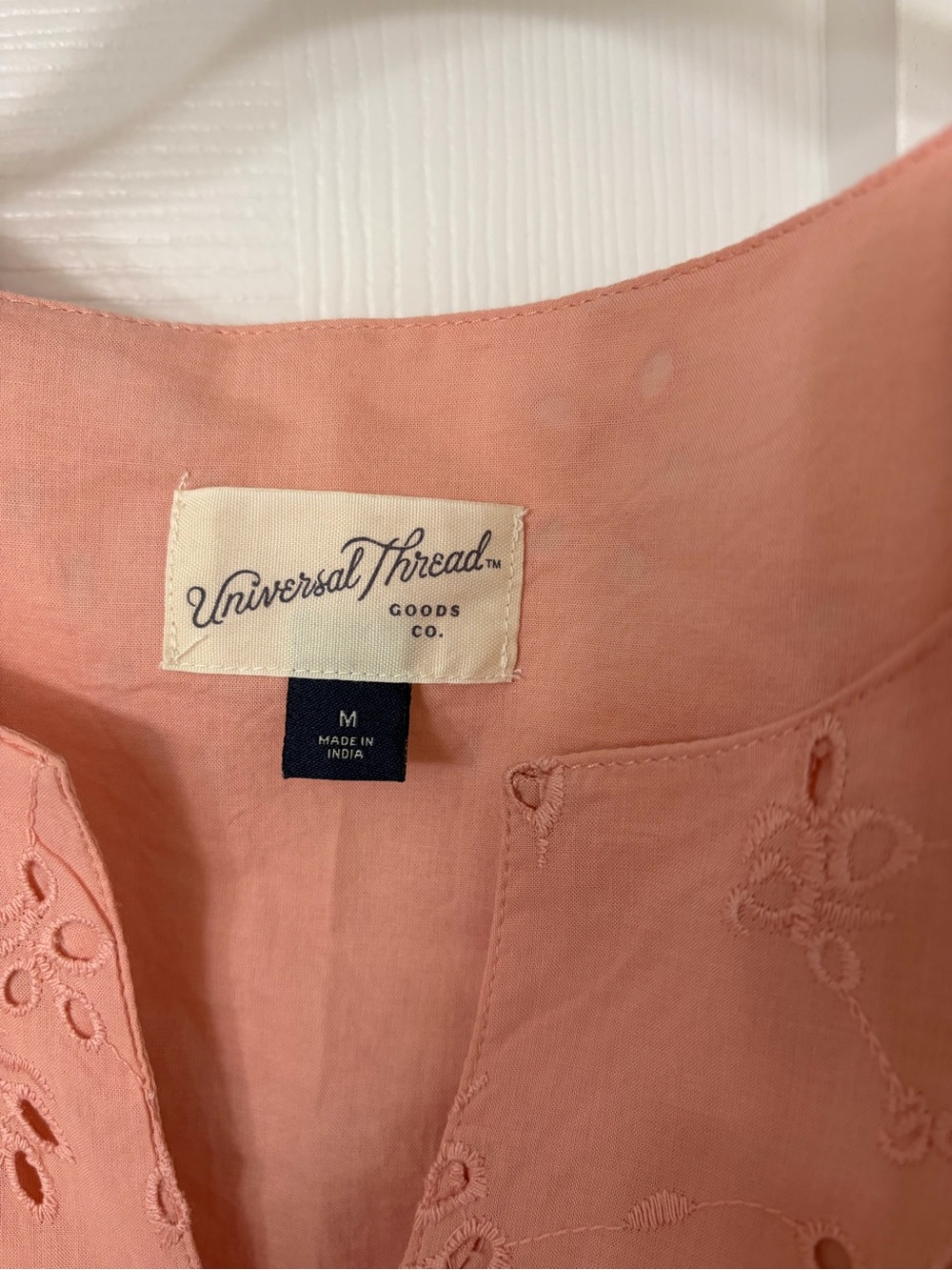 Women’s Peach Eyelet Puff-Sleeve Dress - Picture 2 of 3